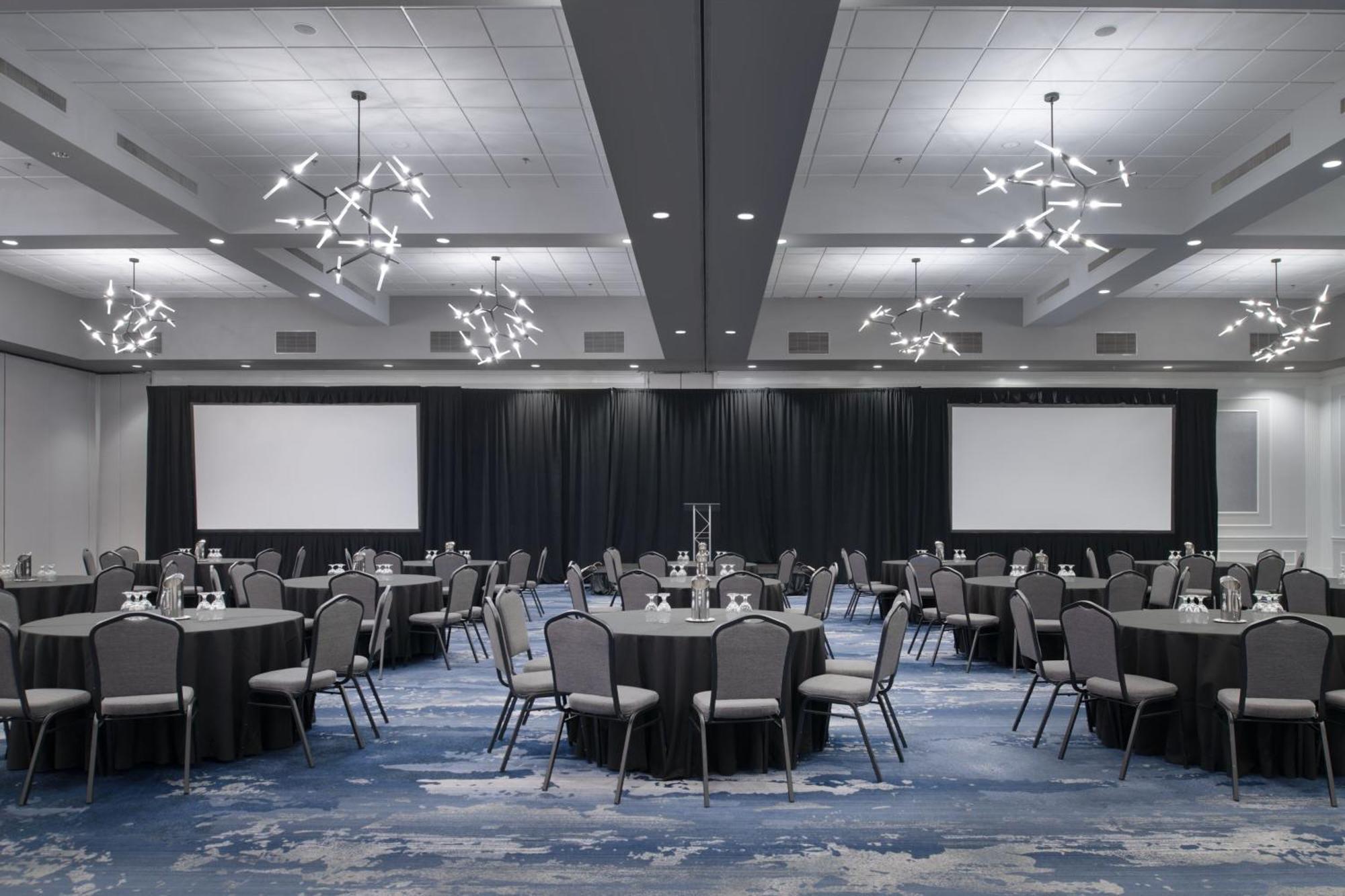 Sheraton Framingham Hotel & Conference Center Kültér fotó